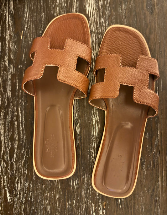 H** Sandals